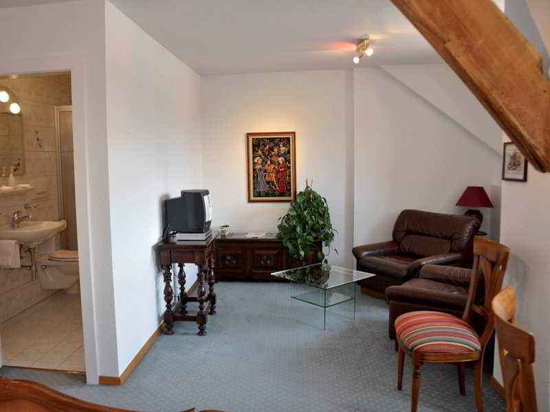 Hotel-Restaurant De La Tour Luaran gambar