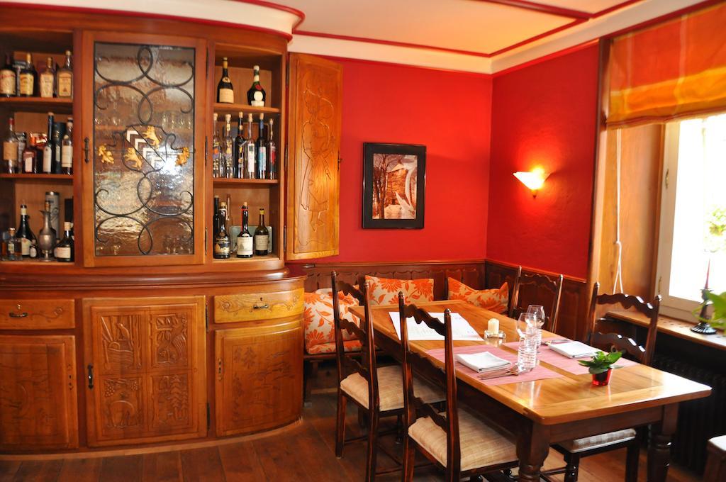 Hotel-Restaurant De La Tour Luaran gambar